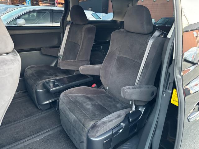 ヴェルファイア ２．４Ｚ　プラチナセレクションＩＩ　新品タイヤ４本／９インチナビ／フルセグ／Ｂｌｕｅｔｏｏｔｈ接続／ＥＴＣ／スマートキー／プッシュスタート／バックカメラ／オプション１８インチＡＷ／フリップダウン／ＡＬＰＩＮＥナビ／両側電動スライドドア／（66枚目）