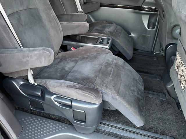 ヴェルファイア ２．４Ｚ　プラチナセレクションＩＩ　新品タイヤ４本／９インチナビ／フルセグ／Ｂｌｕｅｔｏｏｔｈ接続／ＥＴＣ／スマートキー／プッシュスタート／バックカメラ／オプション１８インチＡＷ／フリップダウン／ＡＬＰＩＮＥナビ／両側電動スライドドア／（69枚目）