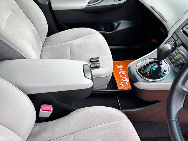 マークXジオ 240F 前後ドラレコ/カーナビ/バックカメラ/スマートキー/HIDヘッドライト/ETC/オートエアコン/電動格納ドアミラー/禁煙車/オートライト/純正アルミホイール/フォグランプ/プッシュスタート/(46枚目)