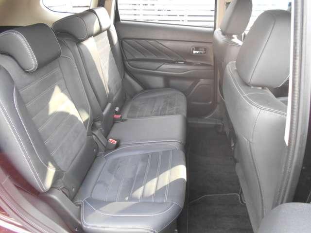 2.0 G セイフティパッケージ メモリーナビ付 4WD(4枚目)