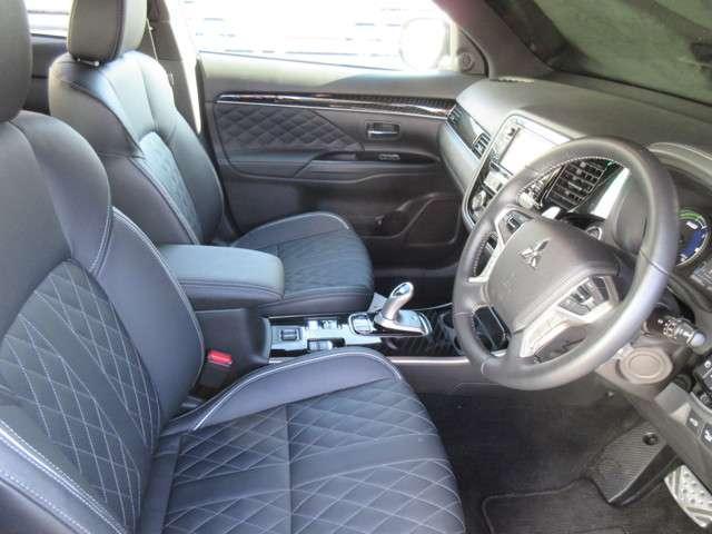 2.4 S エディション 4WD 革シート 専用サス(9枚目)