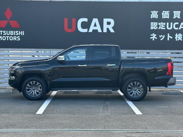 トライトン ＧＬＳ　元試乗車　スマホ連携ナビ　全方位モニター　ＥＴＣ　衝突被害軽減ブレーキ　後側方車両検知警報システム　レーダークルーズコントロール　シートヒーター　オートマチックハイビーム　スマートキー（39枚目）