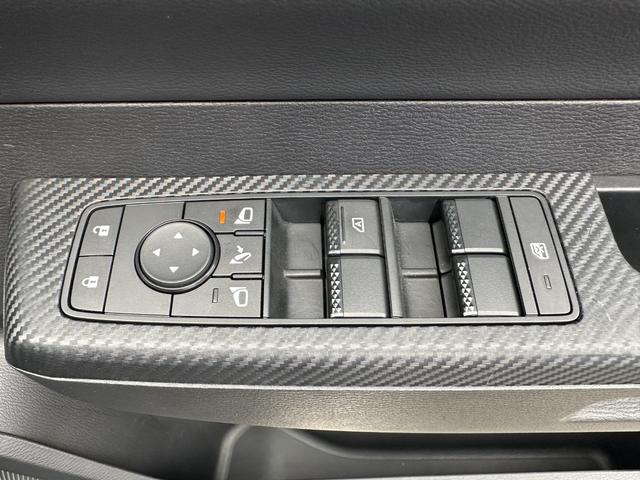 トライトン ＧＬＳ　元試乗車　スマホ連携ナビ　全方位モニター　ＥＴＣ　衝突被害軽減ブレーキ　後側方車両検知警報システム　レーダークルーズコントロール　シートヒーター　オートマチックハイビーム　スマートキー（66枚目）