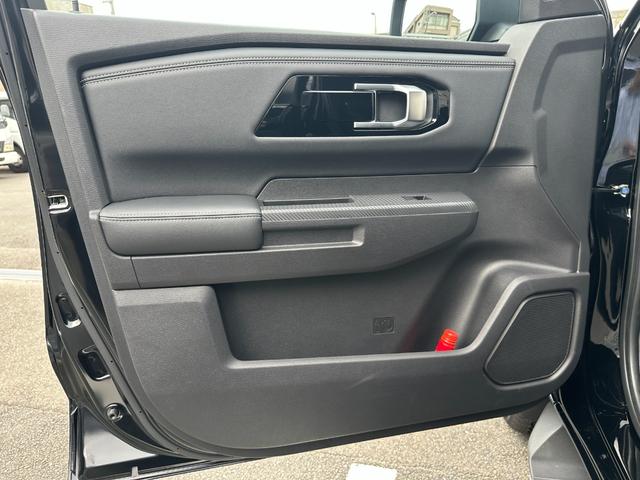 トライトン ＧＬＳ　元試乗車　スマホ連携ナビ　全方位モニター　ＥＴＣ　衝突被害軽減ブレーキ　後側方車両検知警報システム　レーダークルーズコントロール　シートヒーター　オートマチックハイビーム　スマートキー（68枚目）