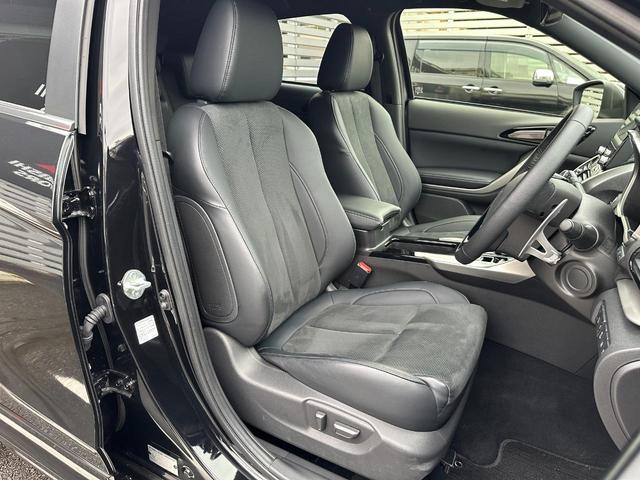 エクリプスクロスPHEV P 元試乗車 電気温水式ヒーター スマホ連携ナビ 全方位モニター ETC2.0 マイパイロット 衝突被害軽減ブレーキ 後側方車両検知警報システム 電動シート 電動リヤゲート オートマチックハイビーム(26枚目)