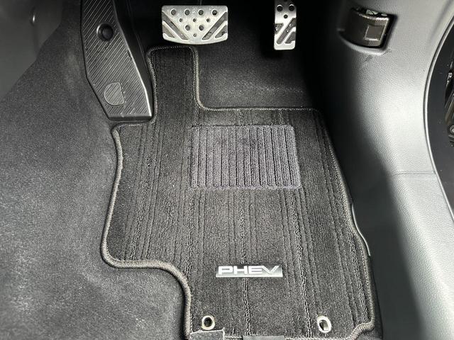 エクリプスクロスPHEV P 元試乗車 電気温水式ヒーター スマホ連携ナビ 全方位モニター ETC2.0 マイパイロット 衝突被害軽減ブレーキ 後側方車両検知警報システム 電動シート 電動リヤゲート オートマチックハイビーム(36枚目)