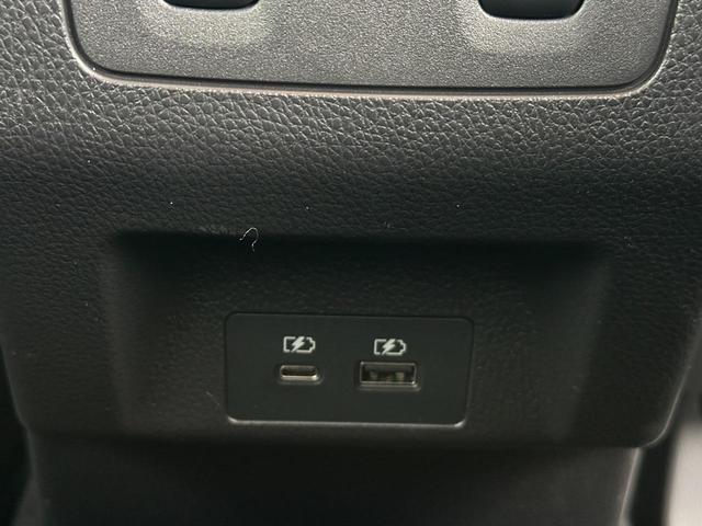 エクリプスクロスPHEV P 元試乗車 電気温水式ヒーター スマホ連携ナビ 全方位モニター ETC2.0 マイパイロット 衝突被害軽減ブレーキ 後側方車両検知警報システム 電動シート 電動リヤゲート オートマチックハイビーム(38枚目)