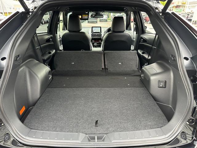 エクリプスクロスPHEV P 元試乗車 電気温水式ヒーター スマホ連携ナビ 全方位モニター ETC2.0 マイパイロット 衝突被害軽減ブレーキ 後側方車両検知警報システム 電動シート 電動リヤゲート オートマチックハイビーム(46枚目)