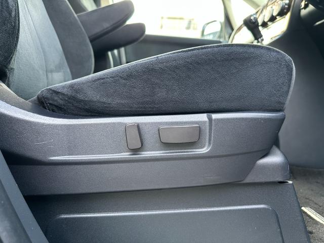 デリカＤ：５ シャモニー　ＨＤＤナビ　ＥＴＣ　後席モニター　バックカメラ　フロントカメラ　左サイドカメラ　両側スライド片側電動スライドドア　運転席電動シート　シートヒーター　オートクルーズコントロール　パーキングセンサー（13枚目）