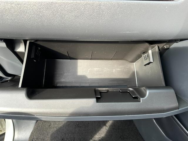 デリカＤ：５ シャモニー　ＨＤＤナビ　ＥＴＣ　後席モニター　バックカメラ　フロントカメラ　左サイドカメラ　両側スライド片側電動スライドドア　運転席電動シート　シートヒーター　オートクルーズコントロール　パーキングセンサー（48枚目）