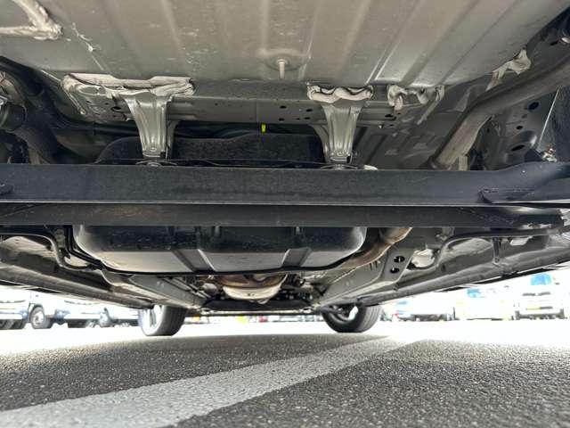 ｅＫクロススペース Ｇ　プラスエディション　ワンオーナー　メモリーナビ　全方位モニター　衝突被害軽減ブレーキ　踏み間違い防止装置　パーキングセンサー　両側電動スライドドア　シートヒーター　オートマチックハイビーム　フォグランプ　スマートキー（60枚目）