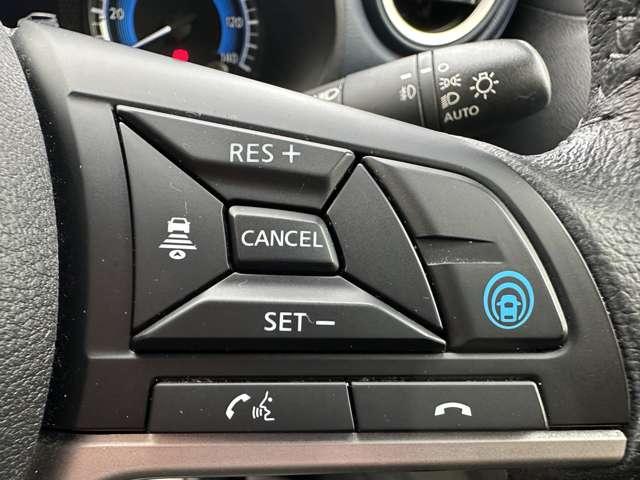 eKクロス G ワンオーナー メモリーナビ 全方位モニター ETC マイパイロット 衝突被害軽減ブレーキ 踏み間違い防止装置 パーキングセンサー シートヒーター オートマチックハイビーム デジタルルームミラー(10枚目)