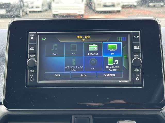 eKクロス T ワンオーナー メモリーナビ バックカメラ ETC 衝突被害軽減ブレーキ 踏み間違い防止装置 パーキングセンサー シートヒーター オートマチックハイビーム LEDヘッドライト アイドリングストップ(4枚目)