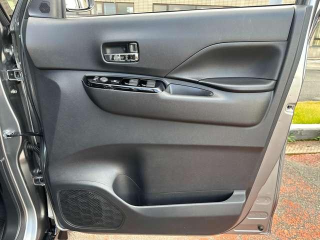 デリカミニ Ｔ　プレミアム　ワンオーナー　メモリーナビ　全方位モニター　マイパイロット　両側電動スライドドア　衝突被害軽減ブレーキ　踏み間違い防止装置　パーキングセンサー　デジタルルームミラー　ルーフレール　シートヒーター（42枚目）