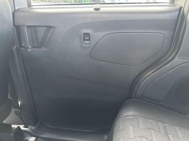 デリカミニ Ｔ　プレミアム　ワンオーナー　メモリーナビ　全方位モニター　マイパイロット　両側電動スライドドア　衝突被害軽減ブレーキ　踏み間違い防止装置　パーキングセンサー　デジタルルームミラー　ルーフレール　シートヒーター（55枚目）