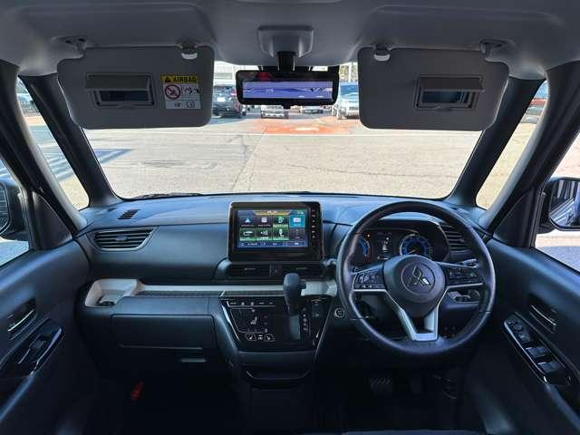 デリカミニ Ｔ　プレミアム　ワンオーナー　ディスプレイオーディオ　全周囲カメラ　ＥＴＣ　マイパイロット　衝突被害軽減ブレーキ　踏み間違い防止装置　パーキングセンサー　両側電動スライドドア　シートヒーター　デジタルルームミラー（11枚目）