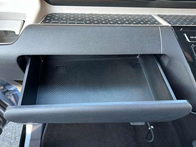 デリカミニ Ｔ　プレミアム　ワンオーナー　ディスプレイオーディオ　全周囲カメラ　ＥＴＣ　マイパイロット　衝突被害軽減ブレーキ　踏み間違い防止装置　パーキングセンサー　両側電動スライドドア　シートヒーター　デジタルルームミラー（46枚目）