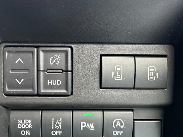 デリカD:2 カスタムハイブリッドMV全方位カメラ付ナビパッケージ ワンオーナー メモリーナビ 全周囲カメラ ETC レーダークルーズコントロール 衝突被害軽減ブレーキ 踏み間違い防止装置 パーキングセンサー 両川電動スライドドア シートヒーター スマートキー(7枚目)