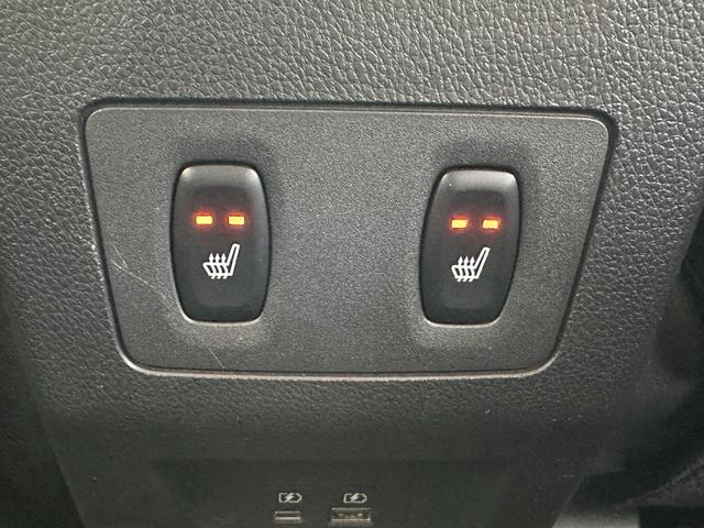 エクリプスクロスＰＨＥＶ ブラックエディション　元試乗車　電気温水式ヒーター　電動シート　スマホ連携ナビ　全周囲カメラ　ＥＴＣ　マイパイロット　衝突被害軽減ブレーキ　後側方車両検知警報システム　電動リヤゲート　シートヒーター　スマートキー（41枚目）