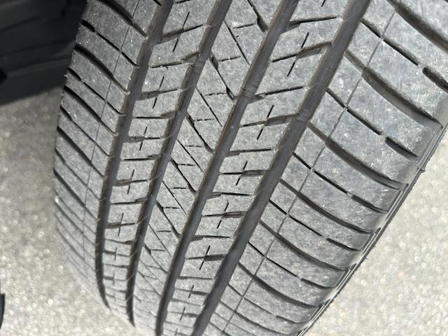 エクリプスクロスＰＨＥＶ ブラックエディション　元試乗車　電気温水式ヒーター　電動シート　スマホ連携ナビ　全周囲カメラ　ＥＴＣ　マイパイロット　衝突被害軽減ブレーキ　後側方車両検知警報システム　電動リヤゲート　シートヒーター　スマートキー（56枚目）