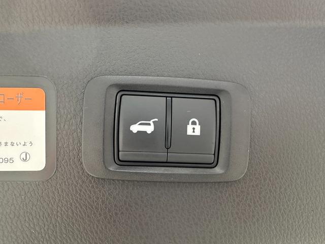 エクリプスクロスＰＨＥＶ ブラックエディション　元試乗車　電気温水式ヒーター　電動シート　スマホ連携ナビ　全周囲カメラ　ＥＴＣ　マイパイロット　衝突被害軽減ブレーキ　後側方車両検知警報システム　電動リヤゲート　シートヒーター　スマートキー（70枚目）