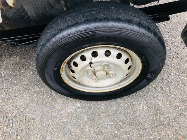 アクティトラック ＳＤＸ　エアコン　パワーステアリング　５ＭＴ　４ＷＤ　三方開き　作業灯走行５２７２２ＫＭ（18枚目）