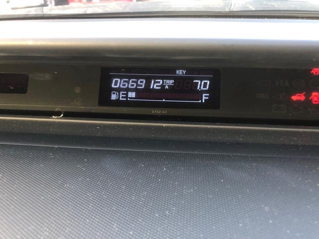 ステップワゴン Ｇ　ＨＤＤナビ　スマートスタイルエディション　ナビ　バックカメラ　ＥＴＣ　スマートキー　ＨＩＤ両側パワースライドドア　キャプテンシート　７人乗り　スマートキースペアー１エアバッグ（26枚目）