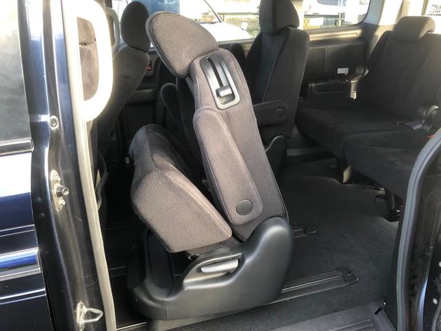 ステップワゴン Ｇ　ＨＤＤナビ　スマートスタイルエディション　ナビ　バックカメラ　ＥＴＣ　スマートキー　ＨＩＤ両側パワースライドドア　キャプテンシート　７人乗り　スマートキースペアー１エアバッグ（33枚目）