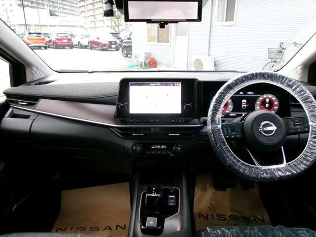 オーラ １．２　Ｇ　コネクトナビＴＶ＋＋ＥＴＣ２．０＋ＳＯＳコール　自動（被害軽減）ブレーキ　ＬＥＤ　ＬＫＡ　　ＥＴＣ２．０　前後ドライブレコーダー　カーテンエアバッグ　イモビライザー　アルミホイール　インテリジェントキー　　ワンオーナー　ナビＴＶ（3枚目）