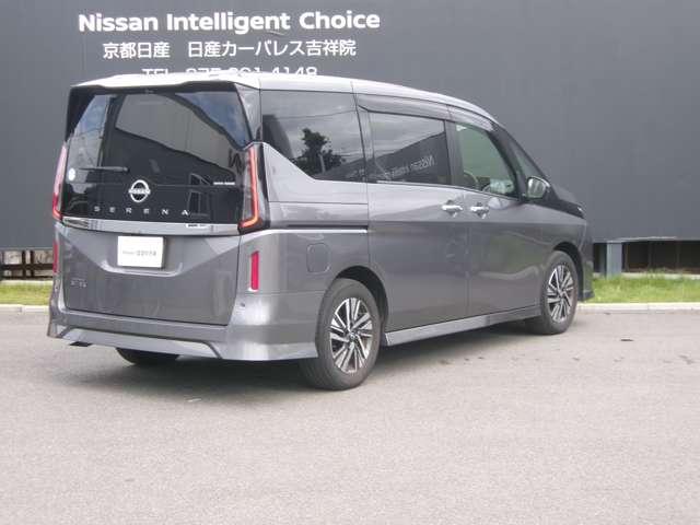 セレナ 2.0 ハイウェイスターV W電動スライド レーダークルコン レーンアシスト LEDランプ ワンオーナー車 盗難防止システム ETC装備 カーテンエアバッグ アルミホイール キーフリー メモリ-ナビ ナビTV エアコン ドラレコ(2枚目)