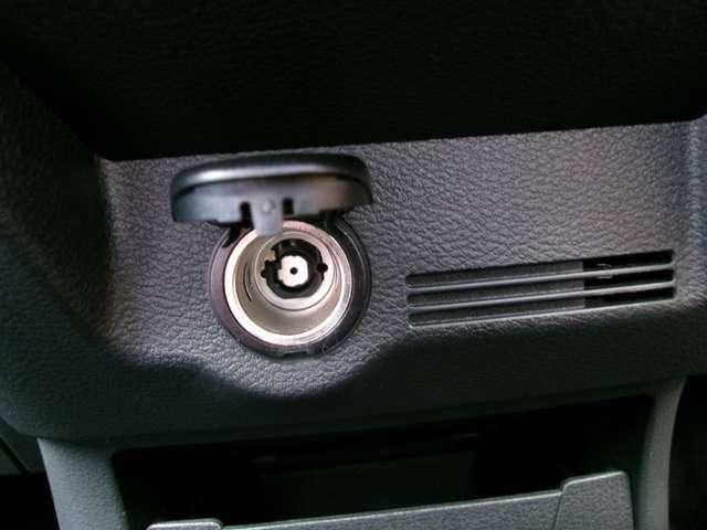 デイズ ハイウェイスターGターボ プロパイロット エディション4WD アラウンドビューM LEDライト 盗難警報装置 フルタイム4WD ワンオーナー レーダークルーズコントロール カーテンエアバッグ アイドリングストップ機能  寒冷地仕様 アルミホイール ABS(19枚目)