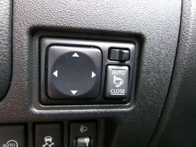 マーチ 1.2 X Vセレクション メモリーナビTV バックモニター ナビ ドラレコ 盗難防止装置 スマートキー オートエアコン キーフリー アイドリングストップ Wエアバック ワンオーナー ABS パワーウィンドウ パワーステアリング メモリーナビ 運転席エアバッグ(12枚目)