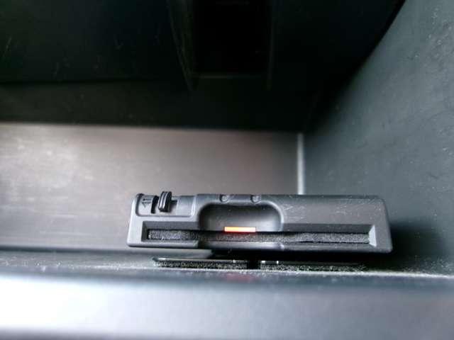 デイズ 660 ハイウェイスターX Vセレクション +SafetyII メモリーナビTV ETC付き Rカメ ワンオーナー キーフリーシステム エアコン スマトキー パワステ アイドリングストップ機能 アルミホイール 盗難防止 パワーウィンドウ メモリーナビ ABS ワンセグTV(6枚目)