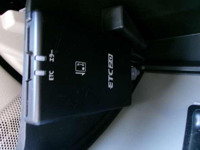 NV100クリッパーリオ 660 G ハイルーフ メモリーナビTV バックモニター ブレーキサポート バックモニター レーンキープアシスト スマートキ 盗難防止装置 ETC付き キーフリーシステム エアコン ドラレコ 助手席エアバッグ ワンセグTV I-STOP アルミホイール PS(5枚目)