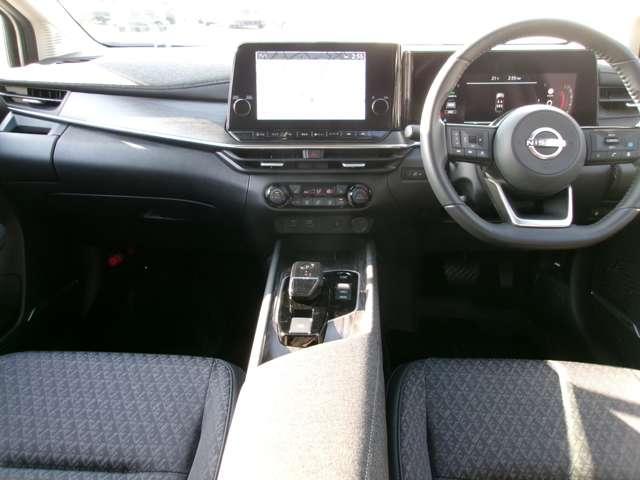 オーラ 1.2 G NCナビ+ETC2.0+SOS+ワイヤレス充電+BOSE+プ 自動(被害軽減)ブレーキ LED LKA サイドカメラ ETC ドライブレコーダー カーテンエアバッグ イモビライザー アルミホイール 禁煙 インテリジェントキー パワーウィンドウ ワンオーナー(3枚目)