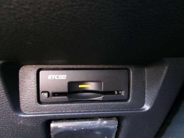 オーラ 1.2 G NCナビ+ETC2.0+SOS+ワイヤレス充電+BOSE+プ 自動(被害軽減)ブレーキ LED LKA サイドカメラ ETC ドライブレコーダー カーテンエアバッグ イモビライザー アルミホイール 禁煙 インテリジェントキー パワーウィンドウ ワンオーナー(8枚目)