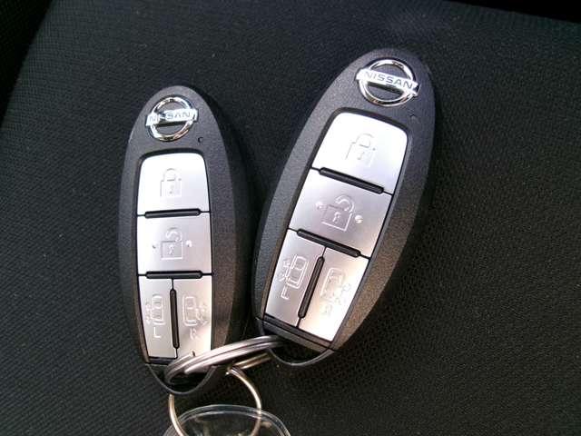 セレナ 2.0 ハイウェイスター V プロパイロット アラウンドモニター サイドエアバッグ アラウンドビュ- 1オナ アルミ 衝突被害軽減 LDP エアバッグ 両側オートスライドドア LEDライト インテリジェントキー サイドカメラ メモリーナビ アイドリングストップ(20枚目)