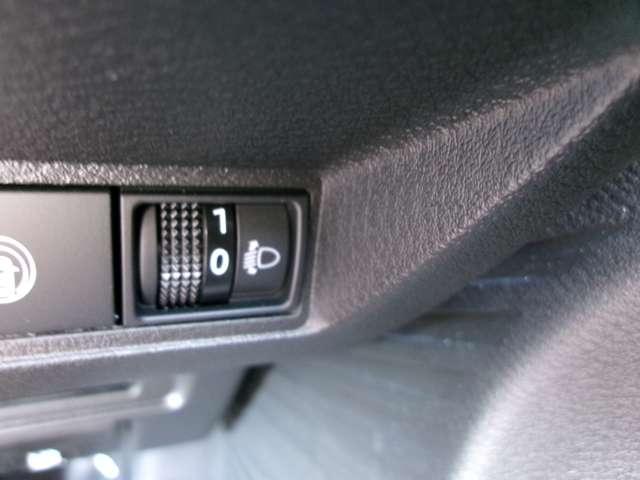 ノート 1.2 X メモリーナビTV(MM223D-L) リアカメラ 衝突被害軽減ブレ-キ 全方位カメラ 禁煙車 LEDヘッドライト レーンアシスト インテリジェントキー ワンオーナー ドラレコ アイドリングストップ 盗難防止システム ワンセグTV TVナビ(17枚目)