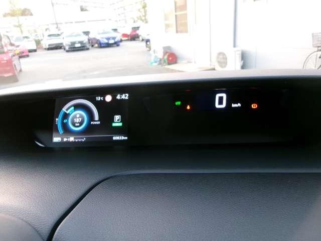 セレナ 1.2 e-POWER ハイウェイスター V 360°カメラ エマジェンシーブレーキ スマキー バックカメラ LED レーンアシスト クルコン ドラレコ Aストップ イモビ フルオートエアコン アルミホイール エアバック メモリーナビ キーフリー(9枚目)