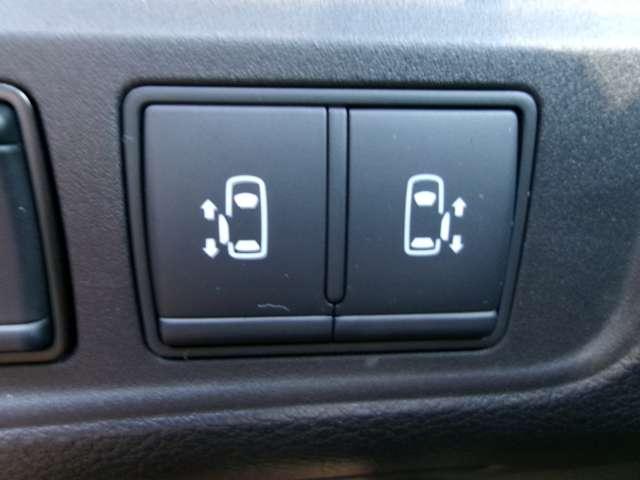 セレナ 1.2 e-POWER ハイウェイスター V 360°カメラ エマジェンシーブレーキ スマキー バックカメラ LED レーンアシスト クルコン ドラレコ Aストップ イモビ フルオートエアコン アルミホイール エアバック メモリーナビ キーフリー(15枚目)