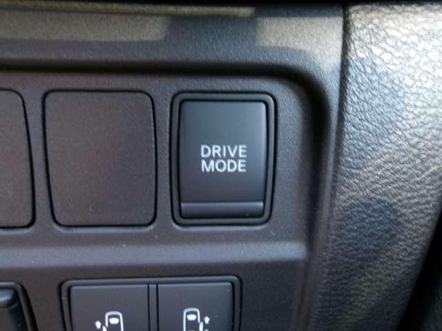 セレナ 1.2 e-POWER ハイウェイスター V 360°カメラ エマジェンシーブレーキ スマキー バックカメラ LED レーンアシスト クルコン ドラレコ Aストップ イモビ フルオートエアコン アルミホイール エアバック メモリーナビ キーフリー(16枚目)