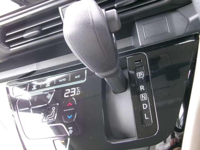 ルークス 660 X メモリーナビTV(MM223D-L) アラモニ 前後衝突軽減ブレーキ 車線逸脱防止 ETC スマートキー キーフリー ドライブレコーダー i-stop フルオートエアコン パワーウインドウ LED バックカメラ 盗難防止 Wエアバック(12枚目)