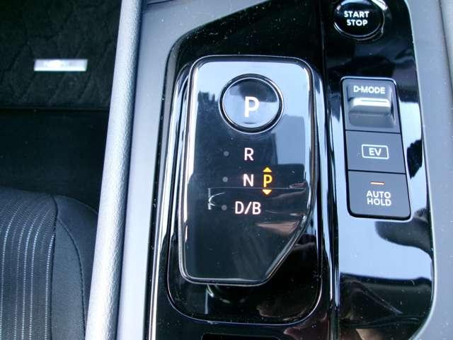 ノート 1.2 X メモリーナビ バックモニター リアカメラ 衝突被害軽減ブレ-キ ETC付 LEDヘッドライト レーンアシスト インテリジェントキー ワンオーナー ドラレコ ワンセグTV TVナビ サイドカーテンエアバック メモリーナビ キーレス(10枚目)