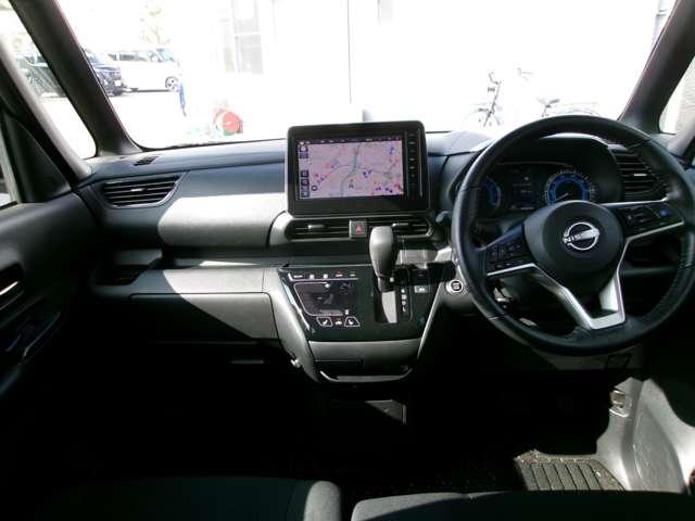 ルークス 660 ハイウェイスターX プロパイロット エディション 両側オートスライド アラウンドモニター 左右パワースライドドア イモビ パノラマモニター 助手席エアバッグ 衝突軽減ブレーキ PW ナビ&TV 1セグ 禁煙 LEDヘッドライト LDW スマートキー ETC ワンオーナー車 バックカメラ(3枚目)