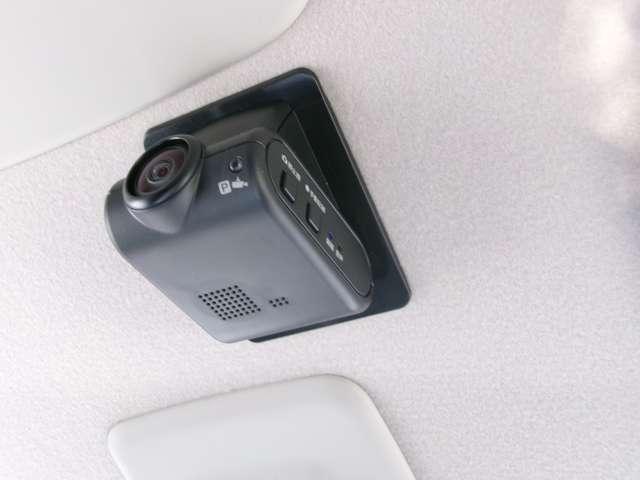 ルークス 660 ハイウェイスターX プロパイロット エディション 両側オートスライド アラウンドモニター 左右パワースライドドア イモビ パノラマモニター 助手席エアバッグ 衝突軽減ブレーキ PW ナビ&TV 1セグ 禁煙 LEDヘッドライト LDW スマートキー ETC ワンオーナー車 バックカメラ(9枚目)