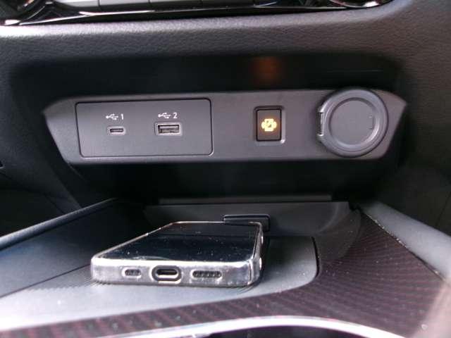 オーラ 1.2 NISMO 日産コネクトナビ+通信ユニット+SOSコール+ カーテンエアバッグ エマブレ インテリキー ETC ドラレコ 車線逸脱警報 ワンセグ キーフリーシステム ダブルエアバック アルミホイール 運転席エアバッグ メモリーナビ アイドリングストップ ABS(18枚目)