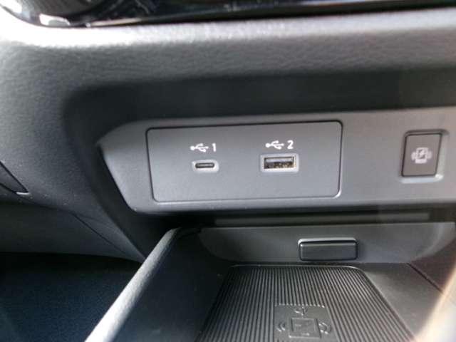 オーラ 1.2 NISMO 日産コネクトナビ+通信ユニット+SOSコール+ カーテンエアバッグ エマブレ インテリキー ETC ドラレコ 車線逸脱警報 ワンセグ キーフリーシステム ダブルエアバック アルミホイール 運転席エアバッグ メモリーナビ アイドリングストップ ABS(19枚目)