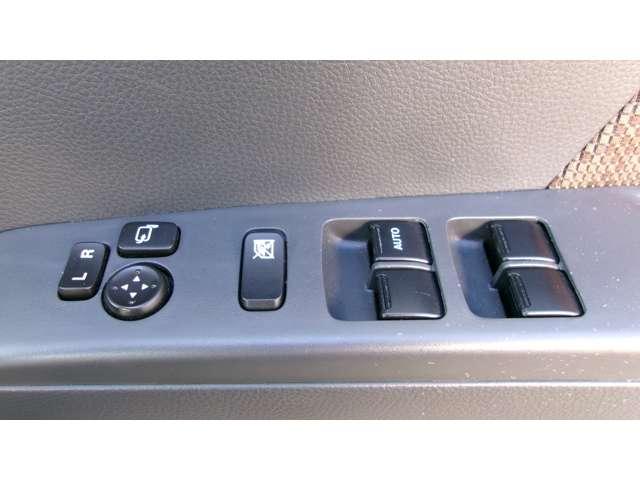 モコ 660 X メモリーナビTV(MC312D-W) ETC パワーウインド ATエアコン ナビテレビ 1オーナー デュアルエアバッグ ワンセグ スマキー 運転席エアバッグ キーレスエントリー メモリーナビ パワステ ABS(19枚目)