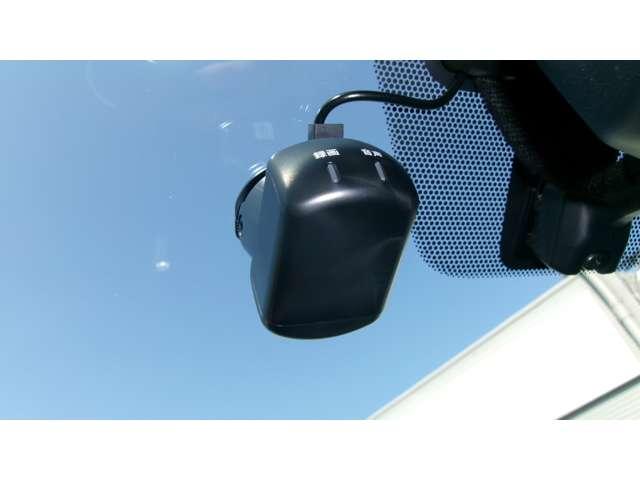 キックス 1.2 X (e-POWER) プロパイロット メモリーナビTV(MM321D-L) ナビ&TV ワンオ-ナ-車 追従クルコン スマートキー LEDヘッド レーンアシスト パワーステアリング 盗難防止システム ドライブレコーダー ETC メモリーナビ サイドエアバッグ アルミ AAC(8枚目)