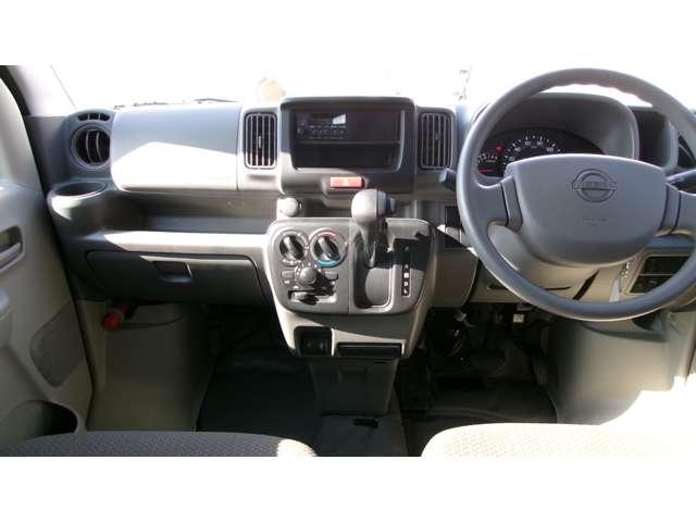 クリッパーバン 660 DX ハイルーフ デュアルカメラブレーキサポート ワンオーナー リモコンキー エアコン 運転席エアバッグ パワーウィンドウ Wエアバッグ パワーステアリング ABS レーンキープ iストップ(3枚目)